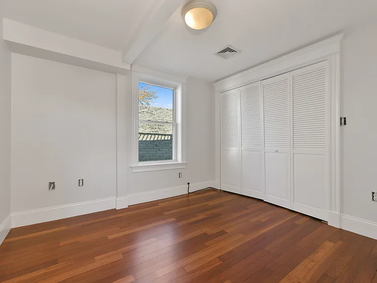 12 Tuckerman St #3A — Photo 9