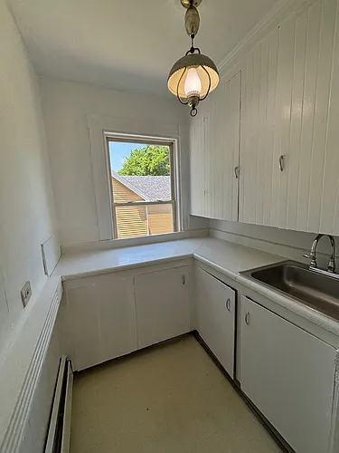 123 3rd St #1 Photo 1