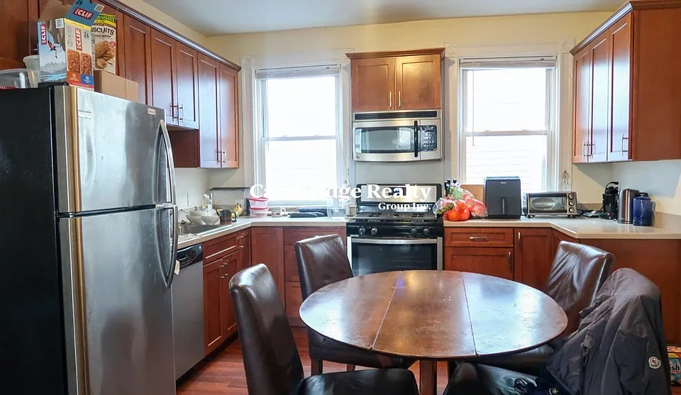 41 Parker Hill Ave #1T