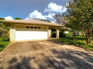 1016 Red Cliff Dr, Austin, TX 78758