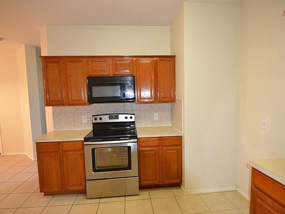 4th image of 5356 Sonoma Dr