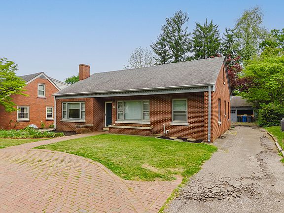 2nd image of 620 Chinoe Rd