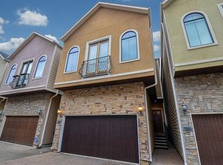 1222 W 17th St, Houston, TX 77008