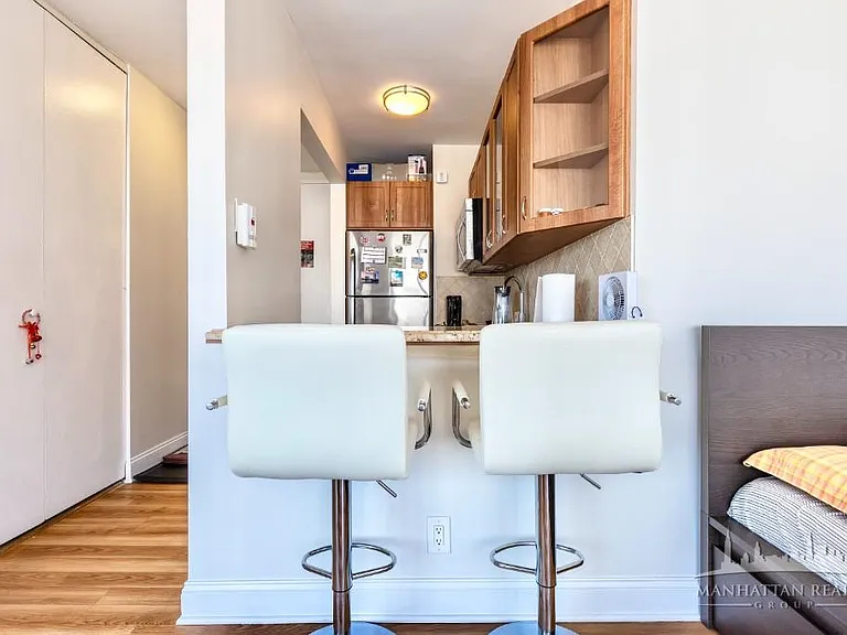 300 E 93rd St #15C — Photo 7
