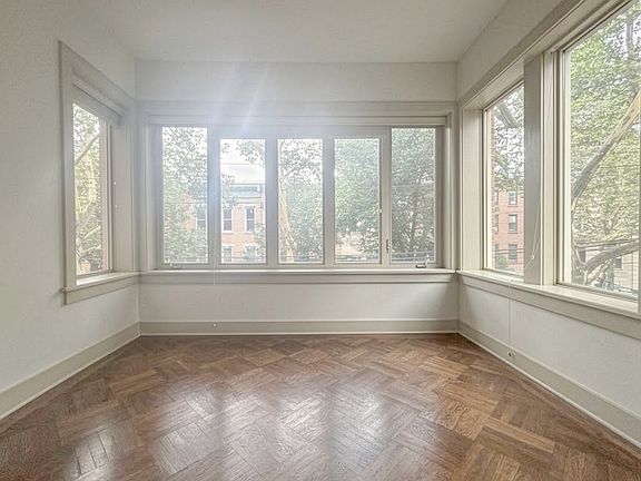 4th image of 59-31 Grove St #2