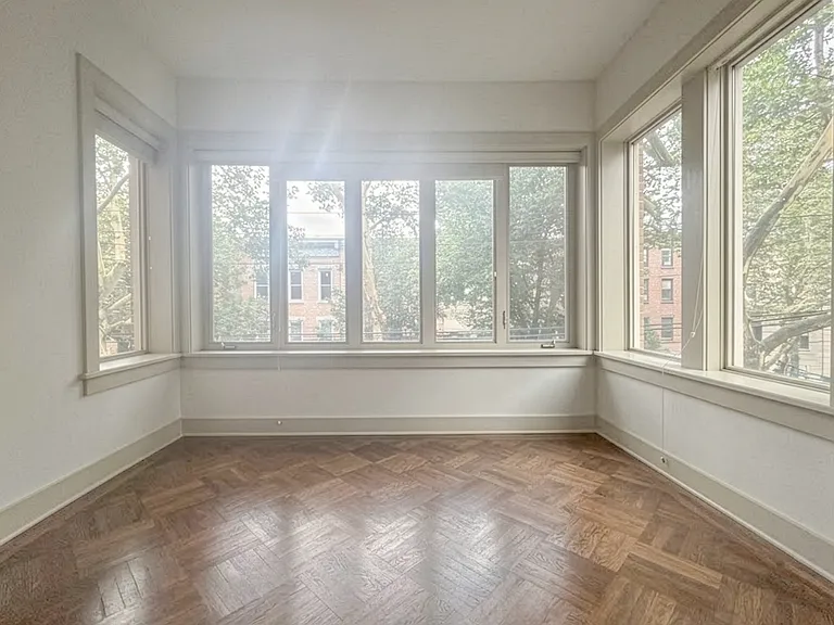 59-31 Grove St #2 — Photo 5