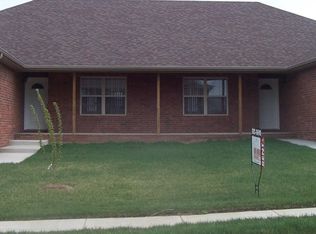 1012 N 26th St, Ozark, MO 65721
