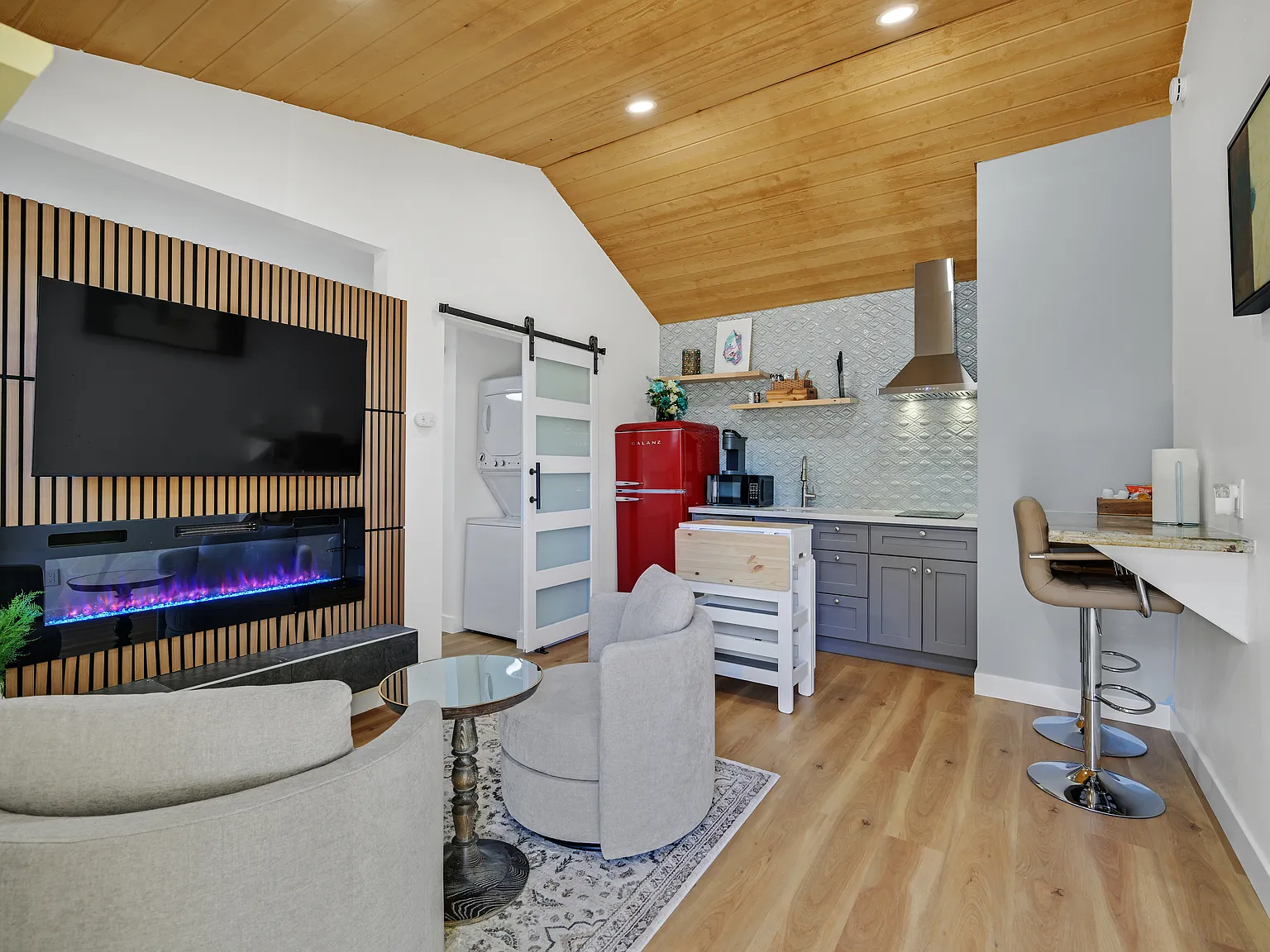 1 bed, 500 sqft, $1,500 — Photo 3