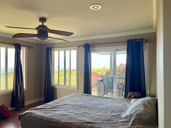 Master Bedroom with Ocean view. Master bath attached and a walk-in closet