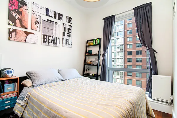 Sold by Compass | media 22