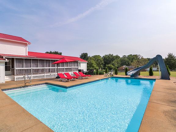 5th image of 1035 Valley Forge Dr