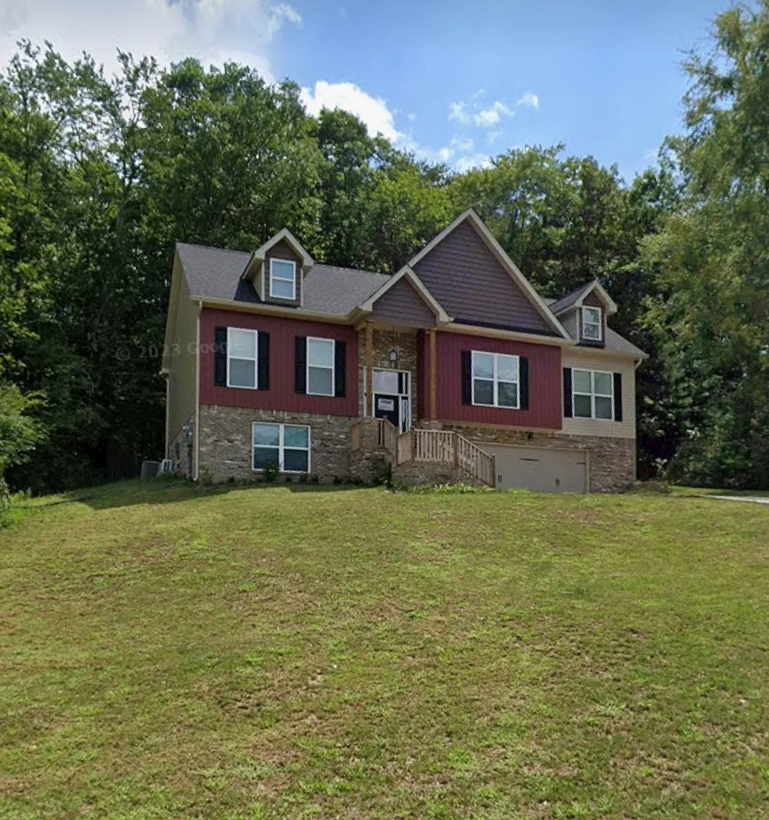 3 bed, 2.5 bath, 2128 sqft, $2,500 — Photo 4