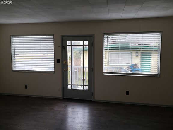 3rd image of 27311 Park Ave