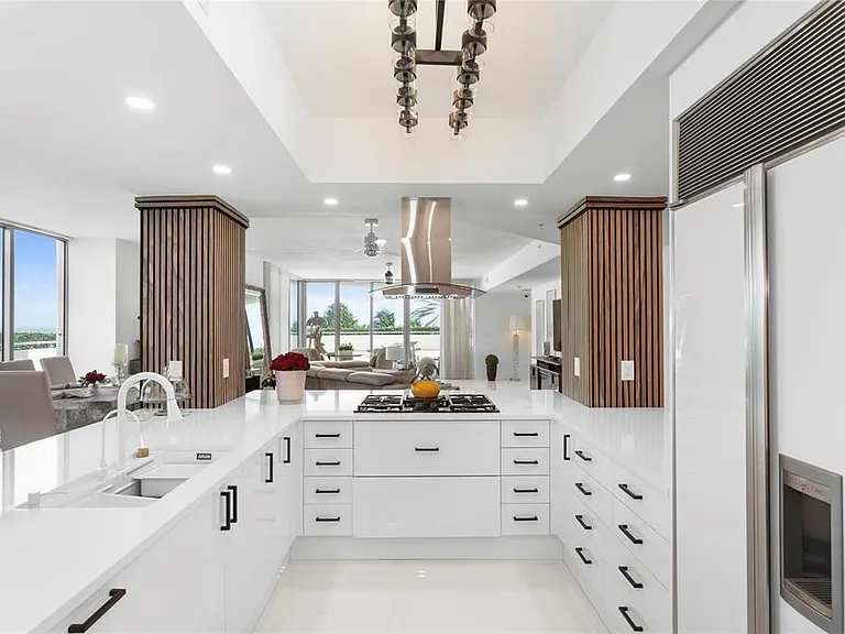 3535 S Ocean Dr #402 — Photo 10