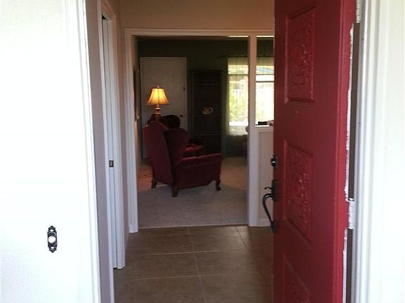 4th image of 5679 N Maroa Ave