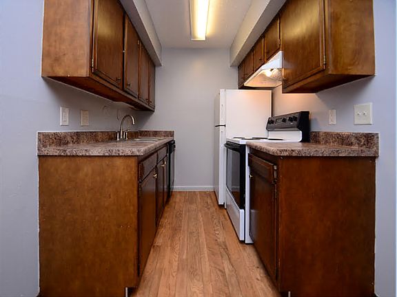 5th image of 2327 Benson Gardens Blvd APT 26
