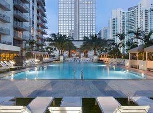 200 SE 2nd Ave #1505, Miami, FL 33131