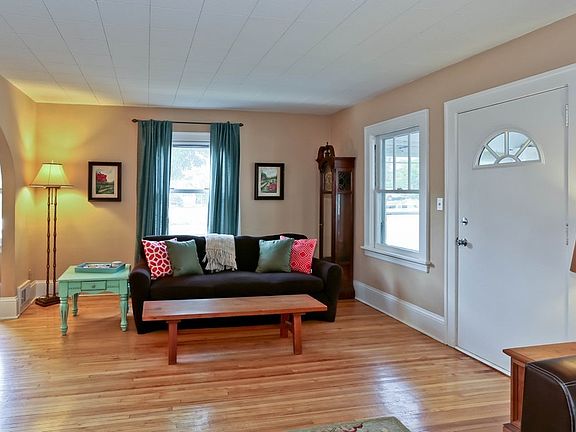 3rd image of 4600 Xerxes Ave S