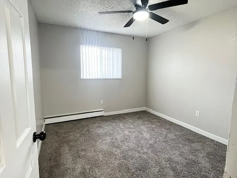 625 Hathaway Dr — Photo 26