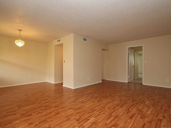 4th image of 4710 Bay St NE APT 102