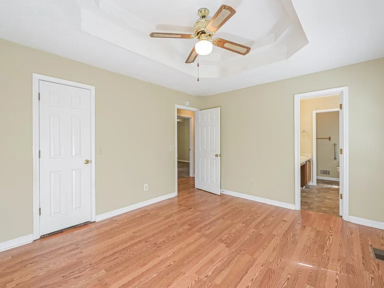 1610 Summit Rdg — Photo 9