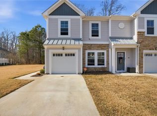 1002 Opal St #104, Suffolk, VA 23435