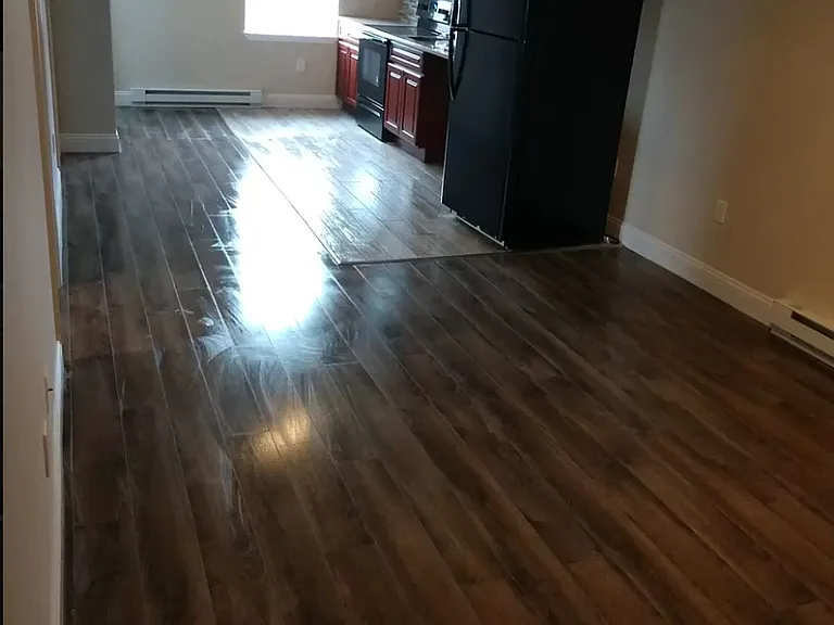 32 King St #12 — Photo 3