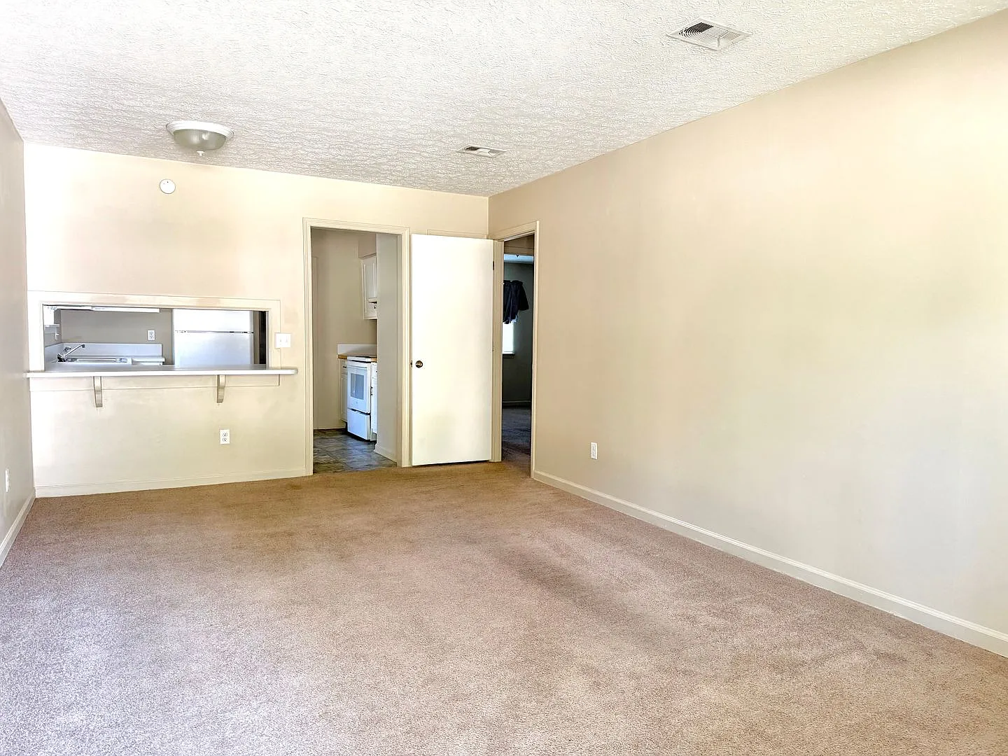 BCM Investments - 1011 N 1st St — Photo 4