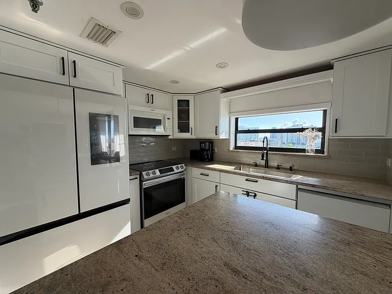 Samsung Bespoke kitchen appliances