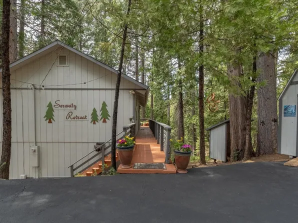 2900 Pine Knoll Dr, Arnold, CA 95223