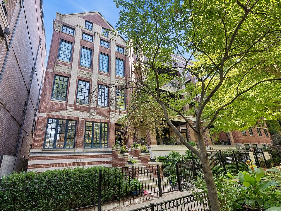 1st image of 841 W Buckingham Pl #1