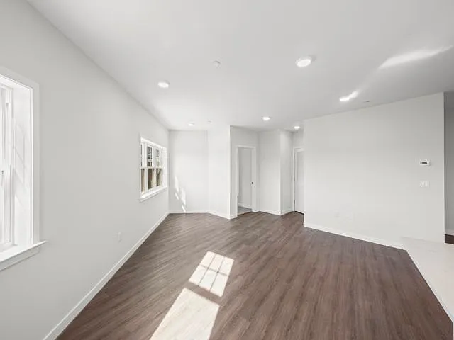227 4th Ave #307F — Photo 10