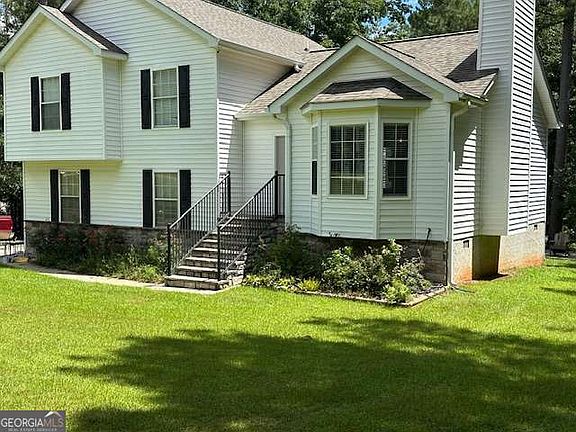 2nd image of 620 Grove Pointe Way