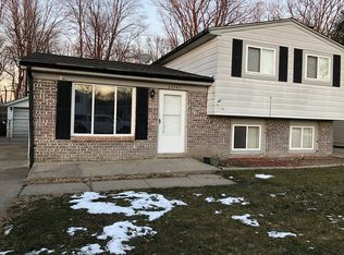24745 Orchid St, Harrison Township, MI 48045