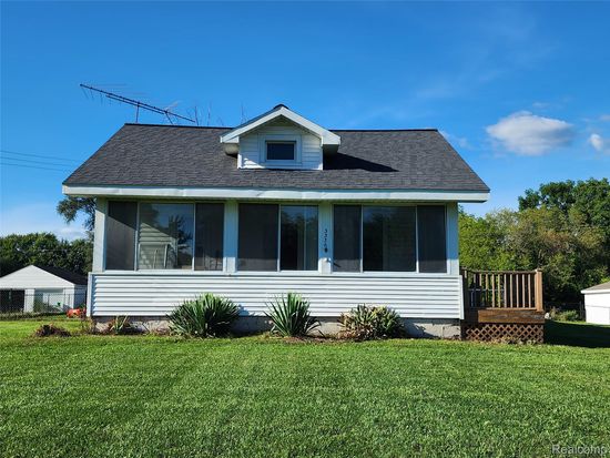 3336 Seymour Rd, Jackson, MI 49201