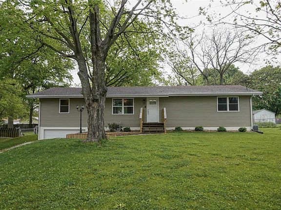 2nd image of 62 Lucinda Dr