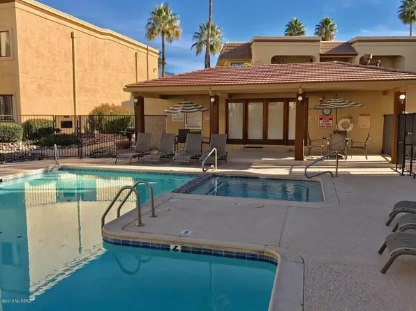 5500 N Valley View Rd #15, Tucson, AZ 85718
