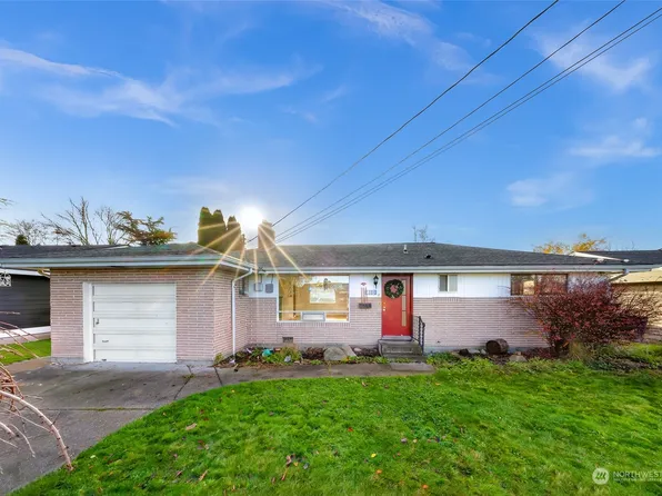 410 Simons Avenue, Burlington, WA 98233