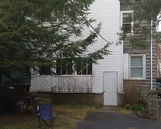 4th image of 63 N Pine Ave