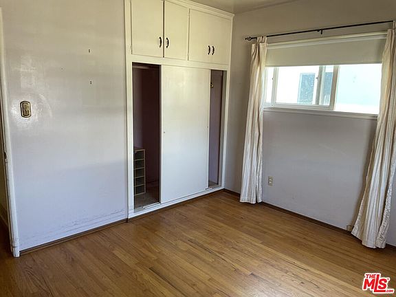5th image of 101 W Victoria Ave