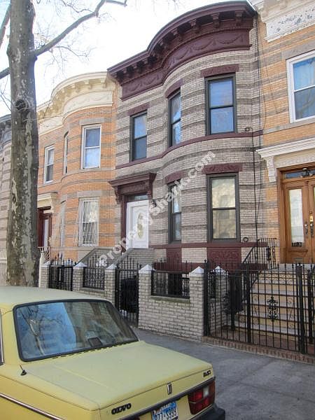 1st image of 312 Weirfield St #1