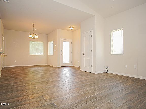 4th image of 14244 Earl Chokiski Ave