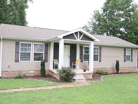 2nd image of 203 Greenwood Dr