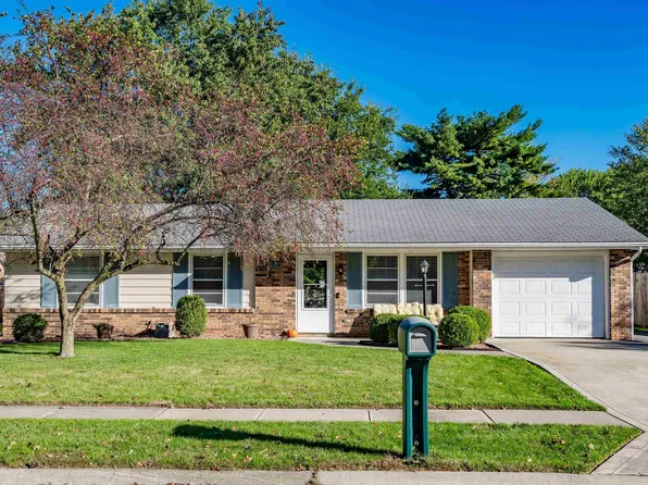 1719 Abbey Ct, New Haven, IN 46774