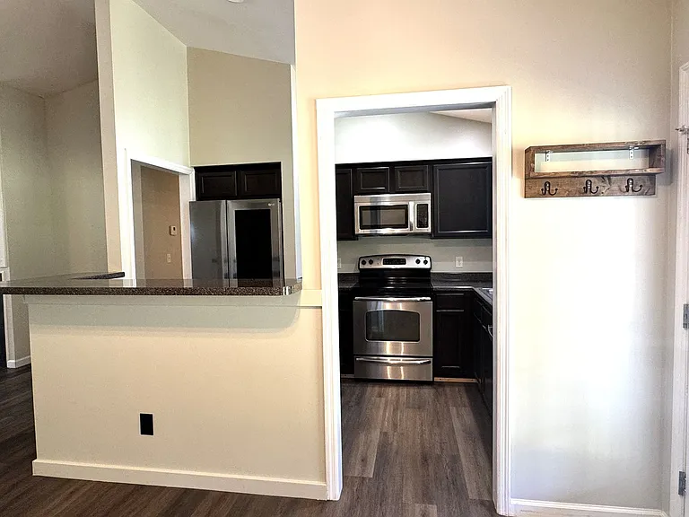 186 Christy Dr — Photo 8
