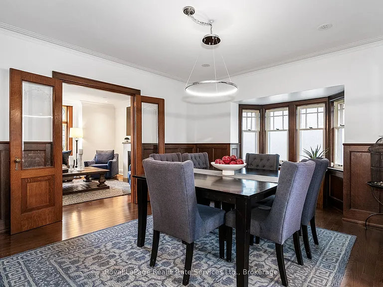 28 Thompson Ave — Photo 17