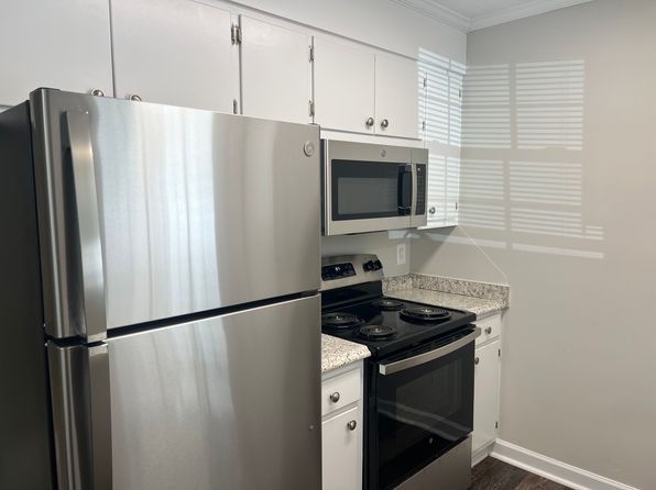2507 Saint Christopher Cir SW APT A