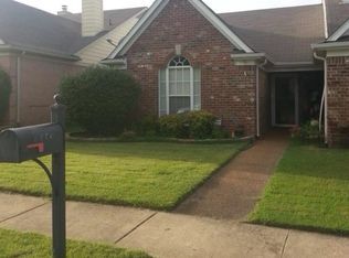 6880 Wrigley Dr, Cordova, TN 38018