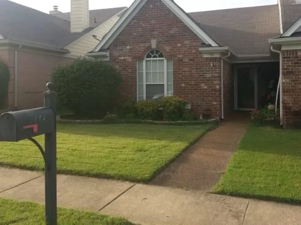 6880 Wrigley Dr, Cordova, TN 38018