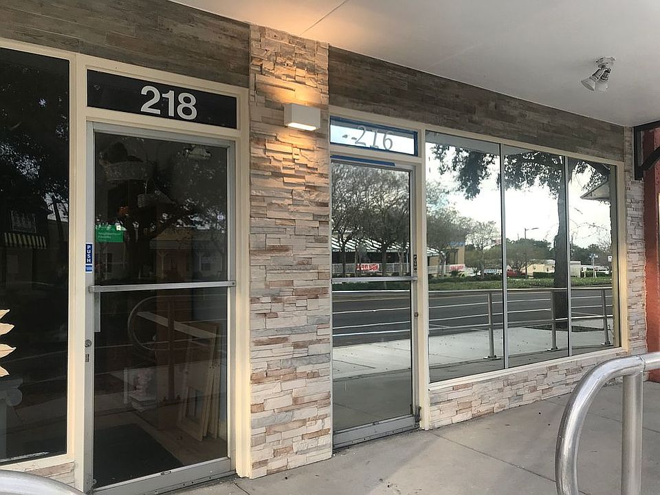 2nd image of 220 W Bay Dr